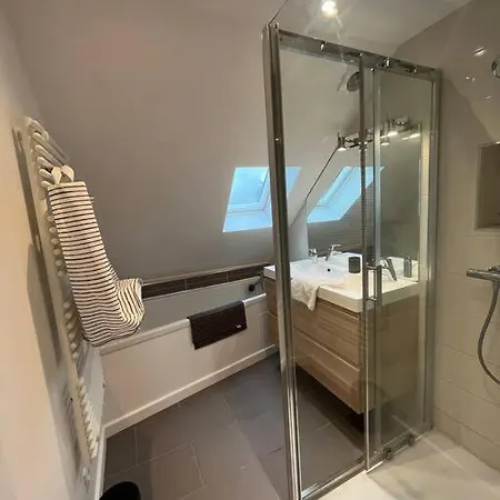 Lilas Yourhosthelper Apartament